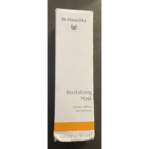 Dr. Hauschka Revitalizing Mask NIB